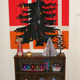 Illustration for article titled My Apartment Holiday Tree Solution (6 images)